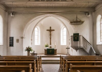 Kircheninnenraum – Malerarbeiten von Malermeister Herrendorf